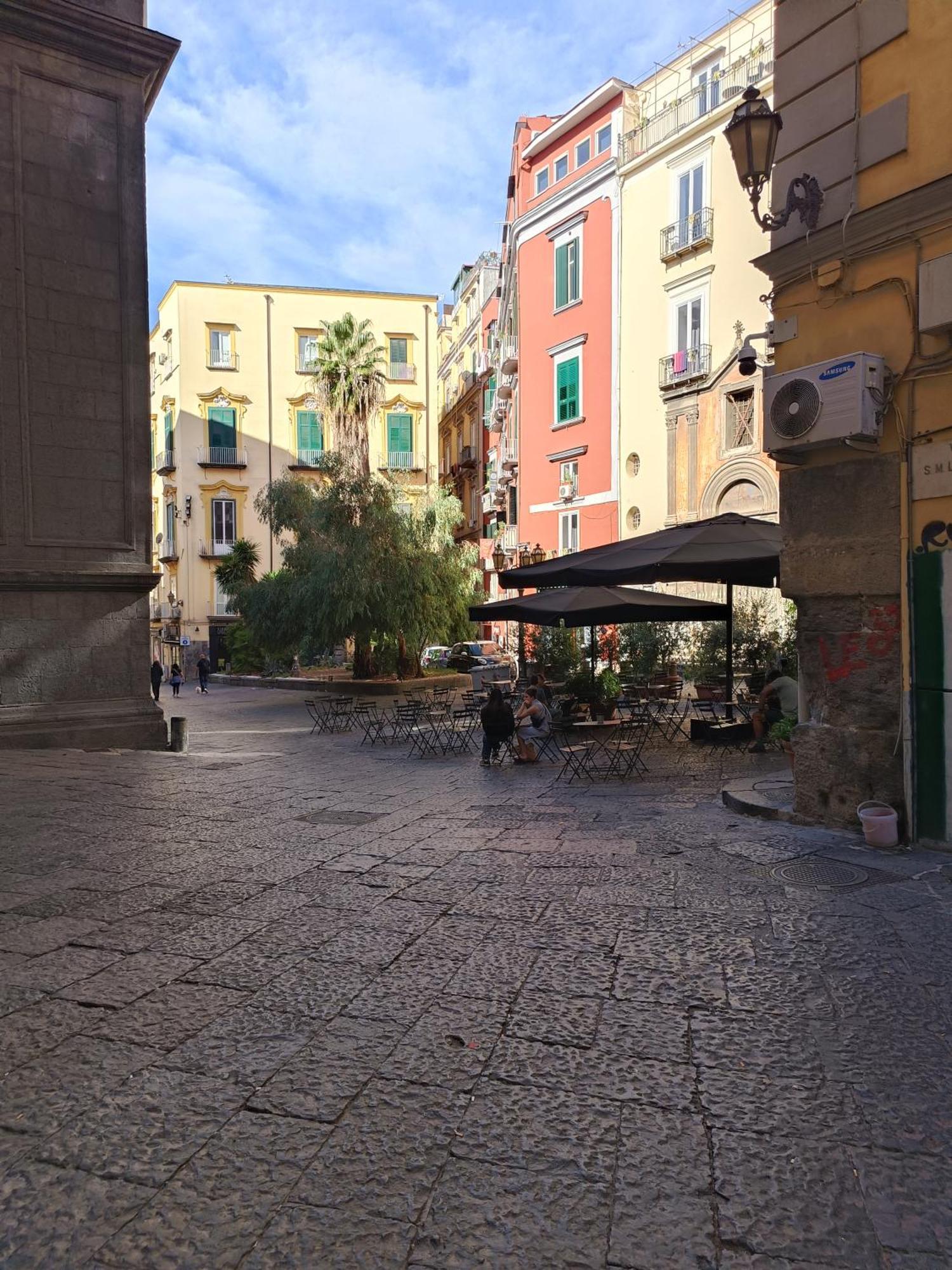 Appartamento Storico House Napoli Esterno foto